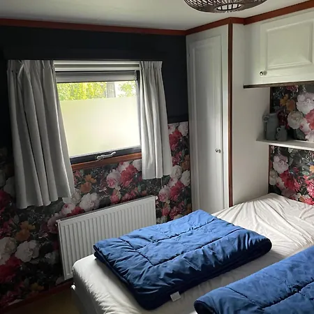 Tiny Sole In * Putten