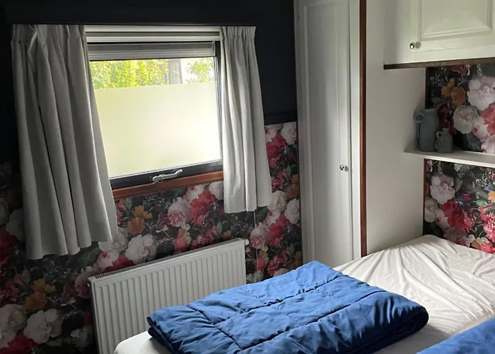 Tiny Sole In * Putten